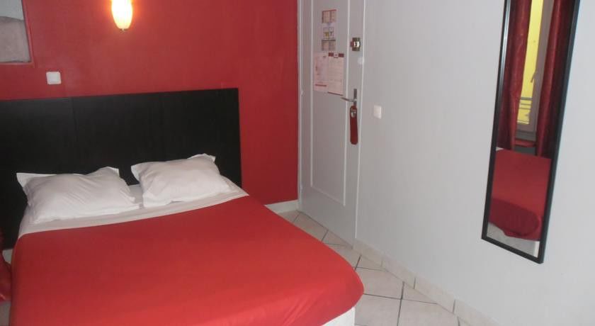 Hipotel Paris Montmartre Gare Du Nord Exterior photo